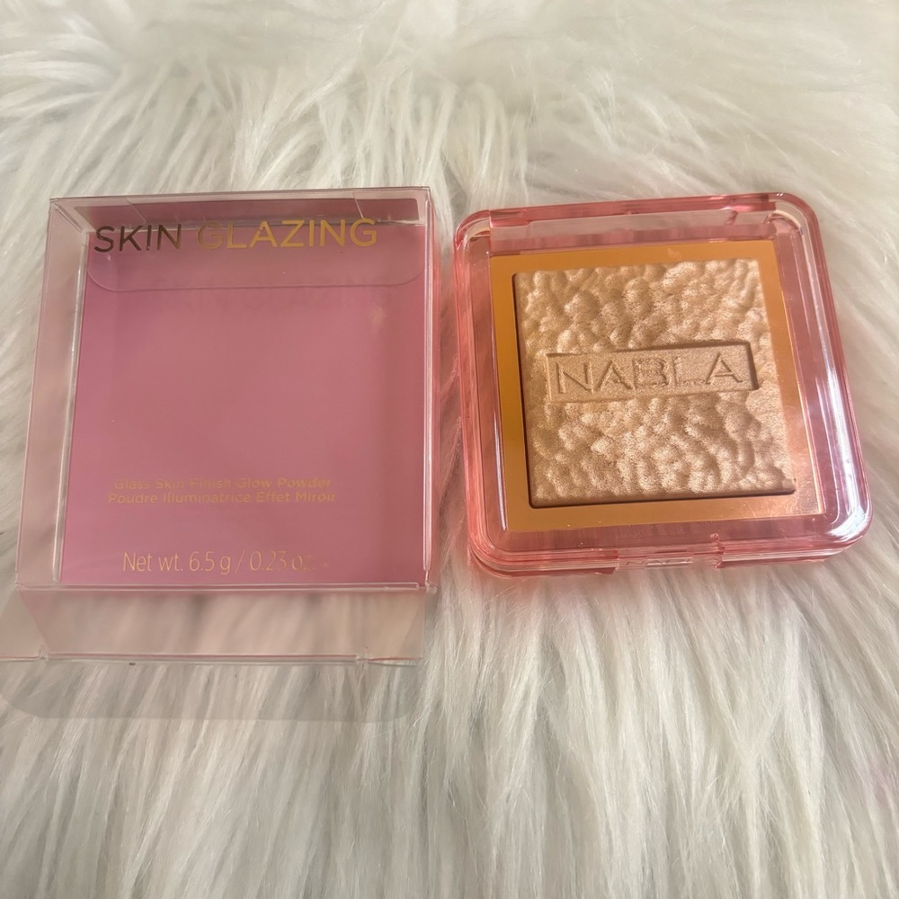 💝NIB NABLA SKIN GLAZING Highlighter in Amnesia💝 - Picture 4 of 7
